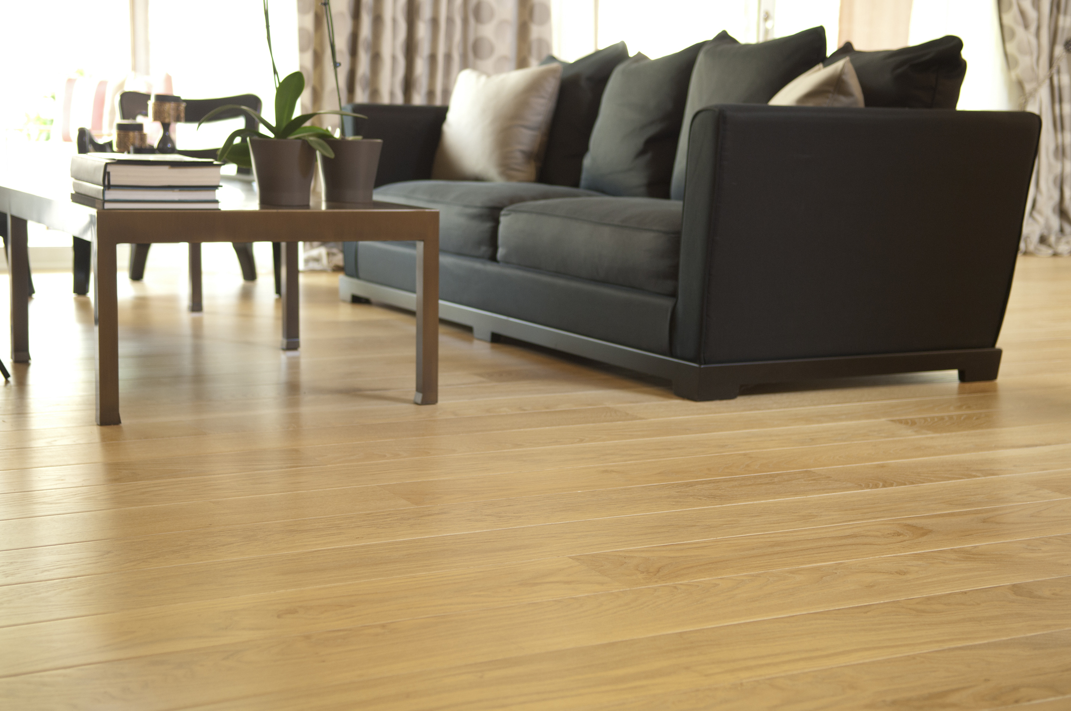 Best Living Room Flooring for Durability: Hardwood